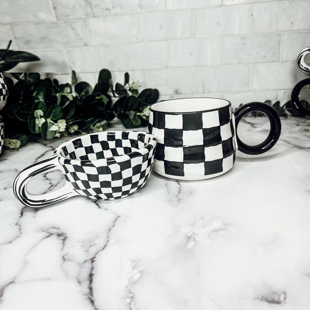 Small BW Checkered Mug