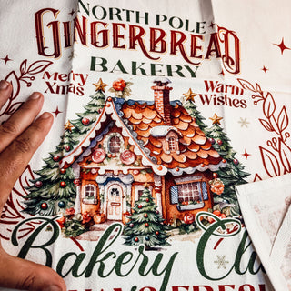 Hanging loop gingerbread kitchen towel
Multi purpose Christmas kitchen towel
Decorative gingerbread holiday kitchen towel
Absorbent gingerbread Christmas kitchen towel