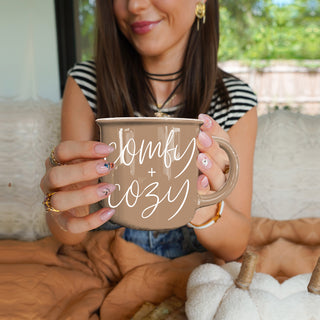 Comfy Cozy coffee mug
Cozy fall mug
Autumn comfort mug
Brown ceramic cozy cup
Fall comfort coffee mug