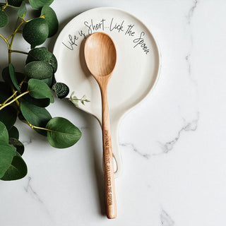 Kitchen gifts for women ceramic spoon rest - Funny cooking accessories - Inspirational baking gift
Bulk kitchen accessories
Wholesale baking gifts
Boutique kitchen decor
Baker gift basket additions