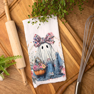 soft pink floral ghost towel for farmhouse fall kitchen
cute ghost holding pumpkin towel for fall hostess gift
floral ghost decorative towel for halloween tiered tray