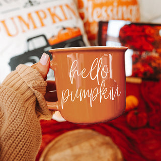 hello pumpkin cup for autumn photo props
hello pumpkin mug with long wavy hair fall aesthetic
girly fall coffee mug with hello pumpkin phrase