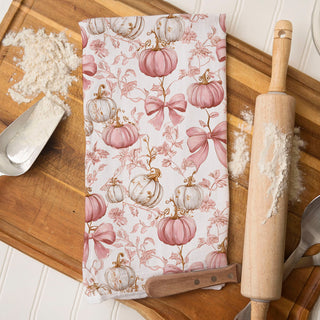 pink and white pumpkin pattern towel for glam fall kitchen
girly pink pumpkin linen for cozy fall bedroom décor
pink pumpkin hostess gift towel wrapped with ribbon
blush pumpkin and floral towel for neutral fall décor
pink pumpkin accent towel for coffee nook décor