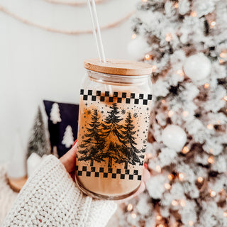 17oz vintage holiday glass tumbler - Retro Christmas tree coffee cup gifts - Checkered festive drinkware bamboo lid
Christmas kitchen decor retro glass cup 17oz - Vintage tree holiday tumbler with straw - Checkered festive drinkware