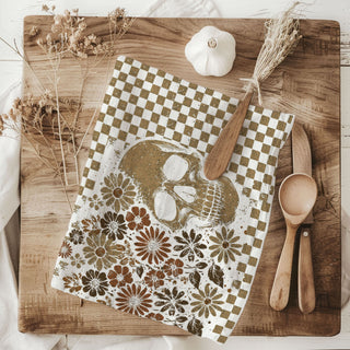 spooky checkerboard towel for halloween coffee station
skull and ghost decorative towel for autumn bar cart
retro skull design towel for fall housewarming gift