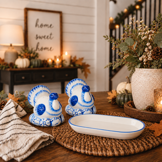 Farmhouse fall table decor
Seasonal salt and pepper shaker set
Turkey kitchen accessories for fall
Thanksgiving tablescape accessories
Blue white farmhouse Thanksgiving decor
