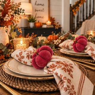 pink Thanksgiving decor
blush fall decor
pink pumpkin table decor