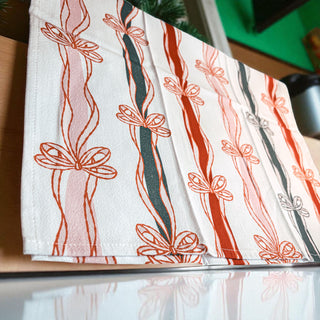 Bow pattern coquette kitchen towel
Coquette holiday kitchen decor bow
Christmas coquette kitchen accessories