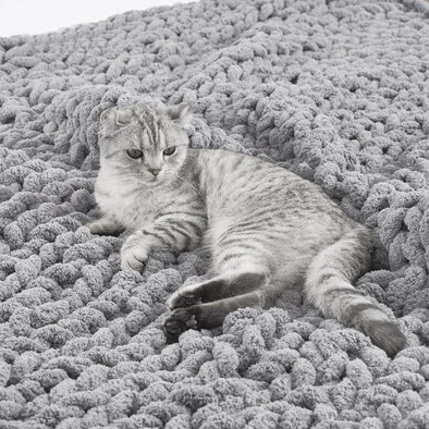 Gray Chenille Chunky Knit Blankets