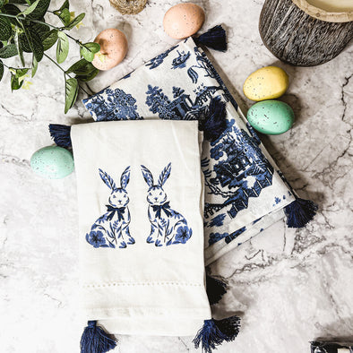 Chinoiserie Easter Home Decor, Blue Willow Easter Bunny