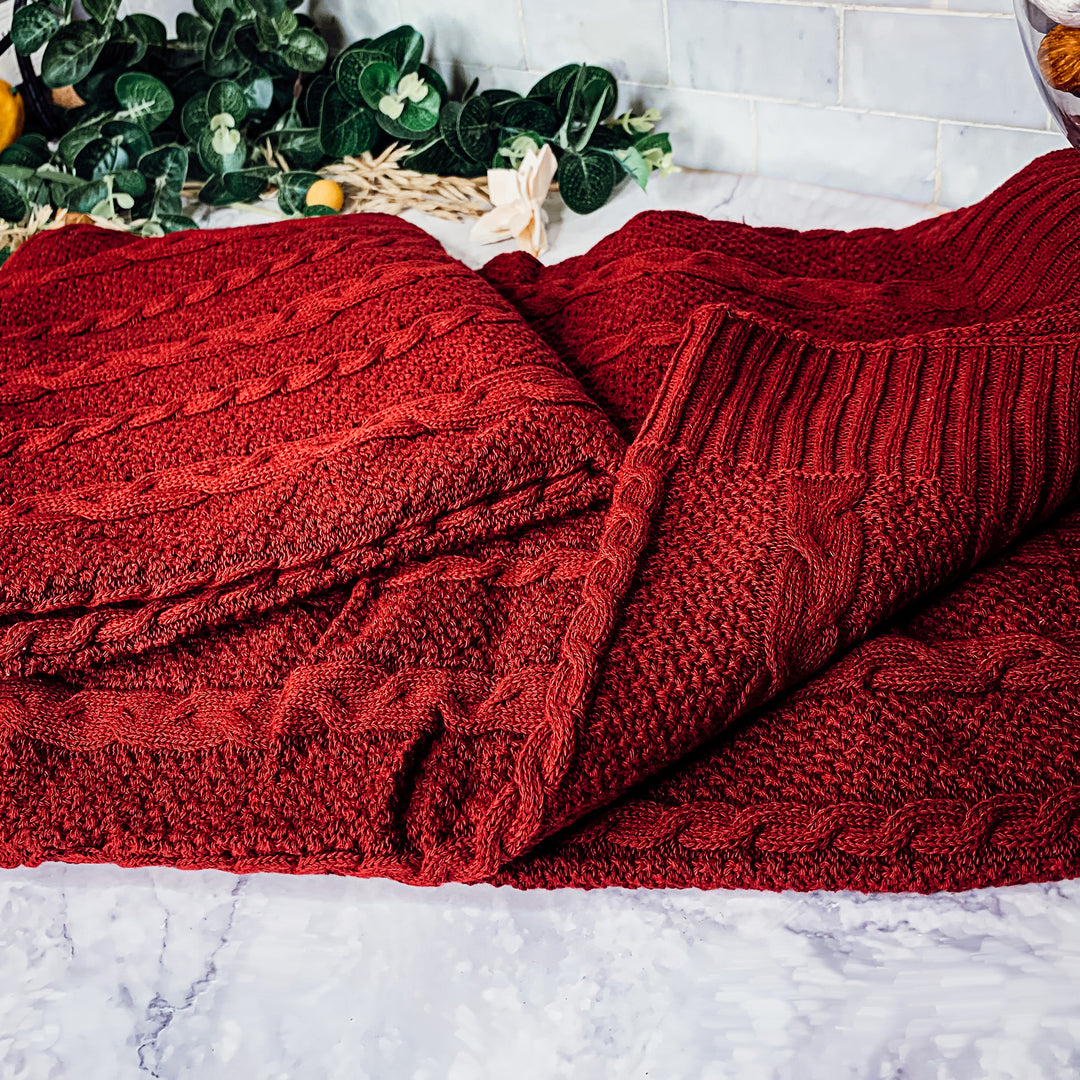 Cable Knit Throw Red